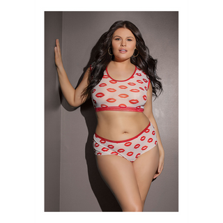 Crop Top and Shorts with Lip Print - Plus Size